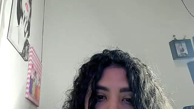 Snapshot of Ama_music chatting on February 2026 12:25:02 PM Ama music online show from February 2026 12:25:02 PM