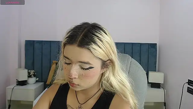 april bunnyy online show from April 2026 07:49:01 PM