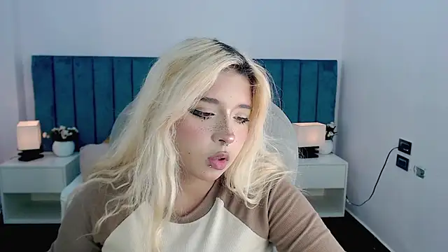 april bunnyy online show from March 2026 08:38:02 PM