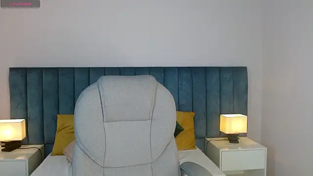 april bunnyy online show from March 2025 05:39:01 PM