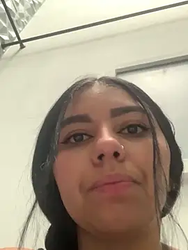 Larabrooks online show from February 2026 05:35:01 PM