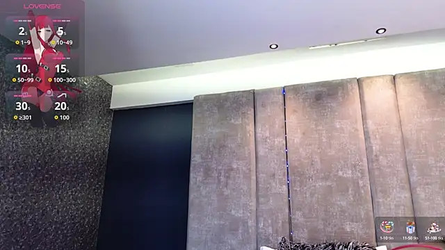 Larabrooks online show from October 2025 07:39:02 PM