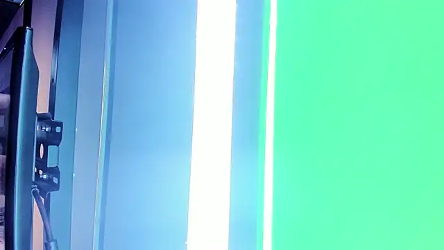 Larabrooks online show from October 2025 07:13:02 PM