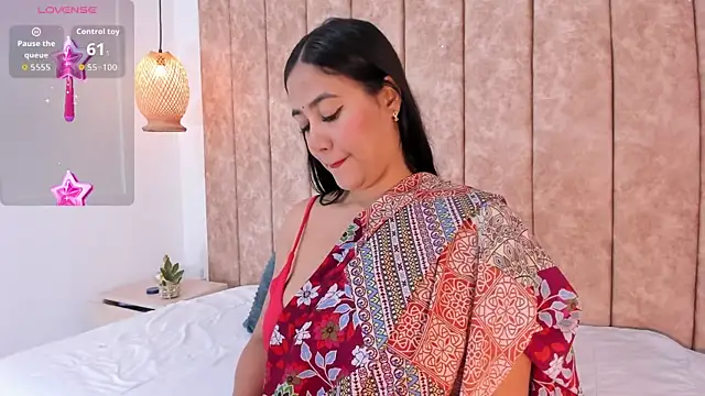 Katrina baurii online show from April 2026 07:32:01 PM