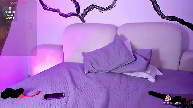 Snapshot of Melany_Luv chatting on March 2025 01:48:01 AM Melany Luv online show from March 2025 01:48:01 AM