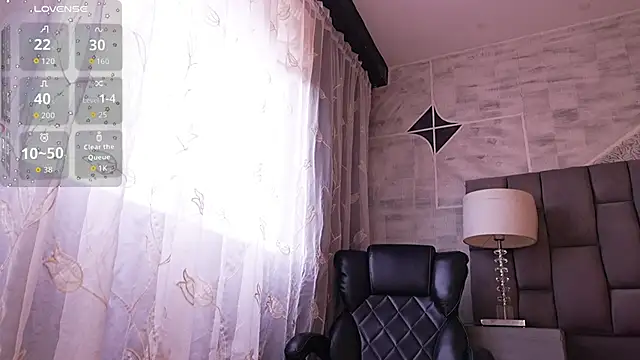 Melany Luv online show from May 2026 10:35:01 PM