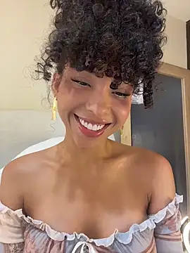 OSHUN  online show from April 2026 10:27:01 PM