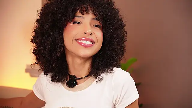 Snapshot of OSHUN_ chatting on June 2026 10:15:02 PM OSHUN online show from June 2026 10:15:02 PM