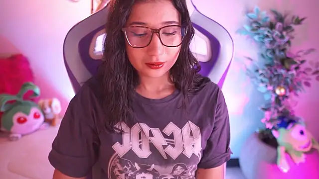 Sunny flower  online show from February 2026 02:32:02 AM