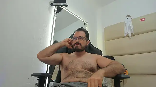 SbasTone Muscle online show from October 2025 12:37:02 PM