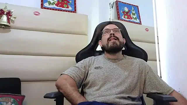 SbasTone Muscle online show from December 2025 02:52:02 PM