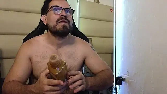 SbasTone Muscle online show from January 2026 02:46:01 PM