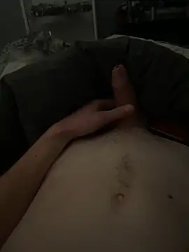 Snapshot of Nicky-98 chatting on December 2024 02:06:02 AM Nicky-98 online show from December 2024 02:06:02 AM