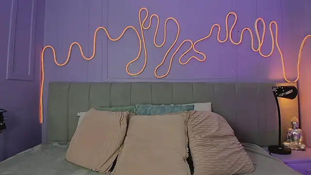 Mai higurashi online show from September 2025 12:56:02 PM