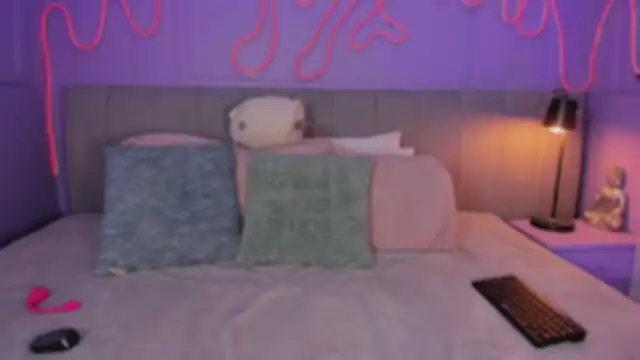 Mai higurashi online show from November 2025 06:33:01 PM