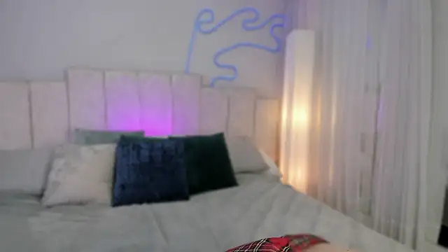 Mai higurashi online show from October 2025 12:18:01 PM