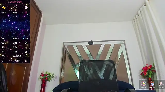 Snapshot of ZOEE_COOPER chatting on December 2024 07:07:02 AM ZOEE COOPER online show from December 2024 07:07:02 AM