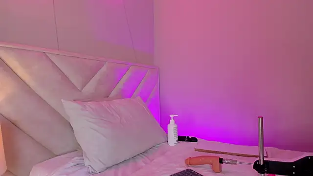  angela x online show from March 2025 03:40:01 PM