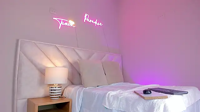  angela x online show from February 2025 11:46:01 AM