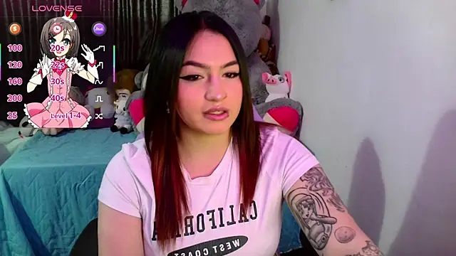 lucycherry   online show from February 2026 10:51:02 PM