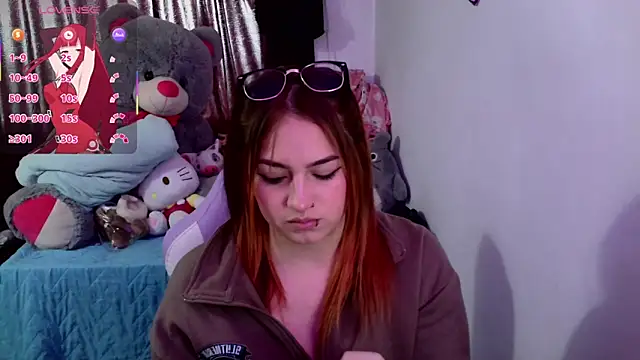 lucycherry   online show from November 2025 07:06:01 PM