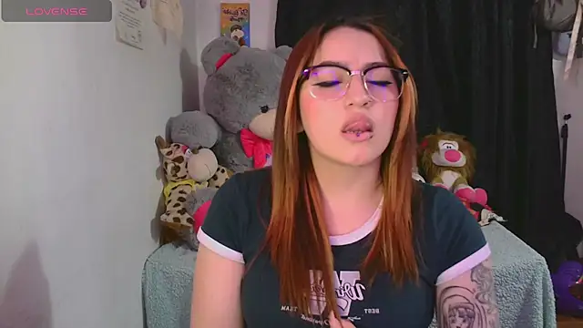 lucycherry   online show from September 2025 03:35:01 AM