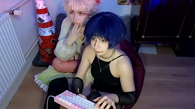 Moon Lollie  online show from February 2026 12:07:01 AM