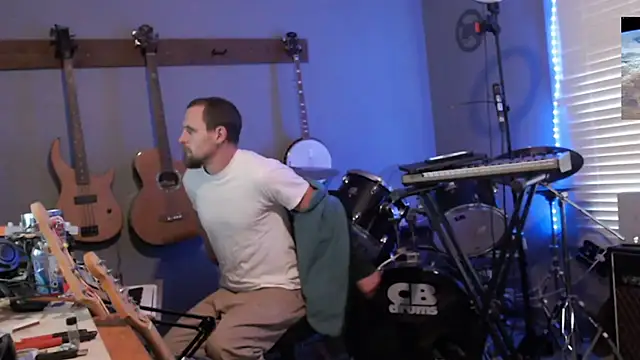 itsjameswebbscope online show from March 2026 06:37:02 PM