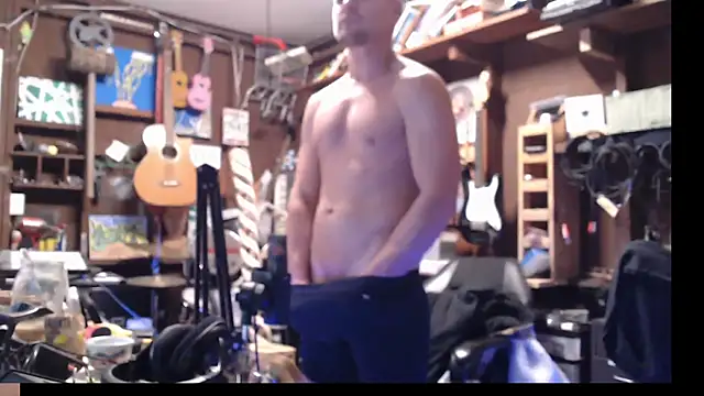 Snapshot of itsjameswebbscope chatting on December 2025 11:59:02 AM itsjameswebbscope online show from December 2025 11:59:02 AM