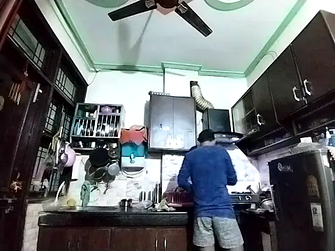 bigvorn6 online show from November 2025 02:04:02 AM