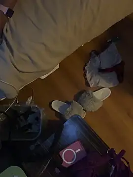 Snapshot of PrettyGal_Tingz chatting on February 2025 09:01:02 AM PrettyGal Tingz online show from February 2025 09:01:02 AM