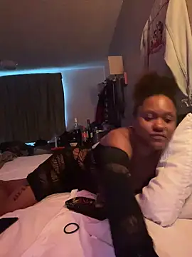 Snapshot of PrettyGal_Tingz chatting on January 2025 02:03:02 PM PrettyGal Tingz online show from January 2025 02:03:02 PM