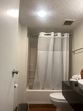 Snapshot of PrettyGal_Tingz chatting on February 2025 10:15:02 PM PrettyGal Tingz online show from February 2025 10:15:02 PM