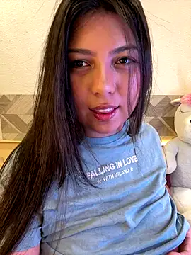 Maii chan online show from November 2025 06:28:01 AM