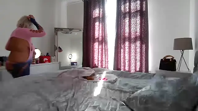 TanyaTaylor45 online show from March 2026 11:50:02 AM