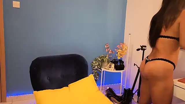 Snapshot of NaughtyMe chatting on October 2025 11:14:01 PM NaughtyMe online show from October 2025 11:14:01 PM