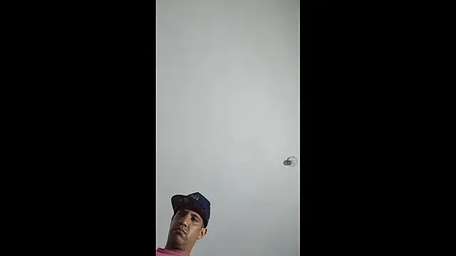 LiosArmando420 online show from December 2025 04:30:02 PM