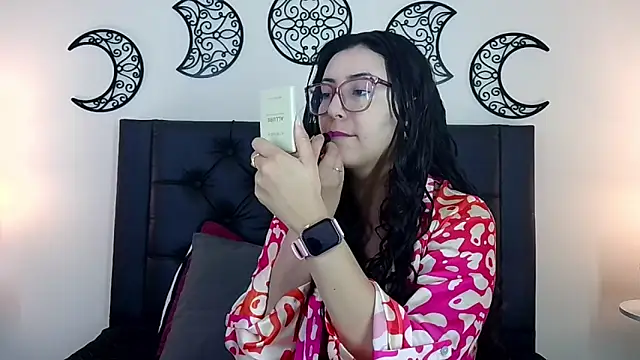 EvoletFMK online show from February 2026 05:45:01 PM