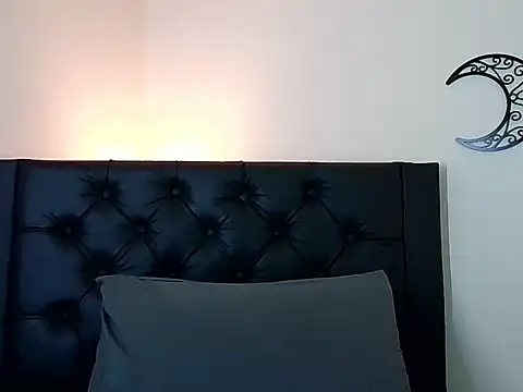 EvoletFMK online show from March 2026 05:13:02 PM