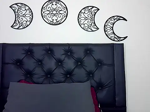 EvoletFMK online show from January 2026 05:41:01 PM