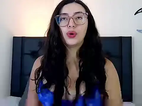 EvoletFMK online show from February 2026 05:25:02 PM