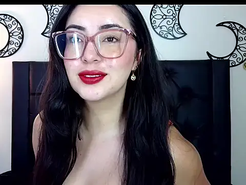 EvoletFMK online show from December 2025 05:39:02 PM