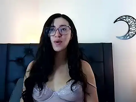 EvoletFMK online show from March 2026 05:25:01 PM