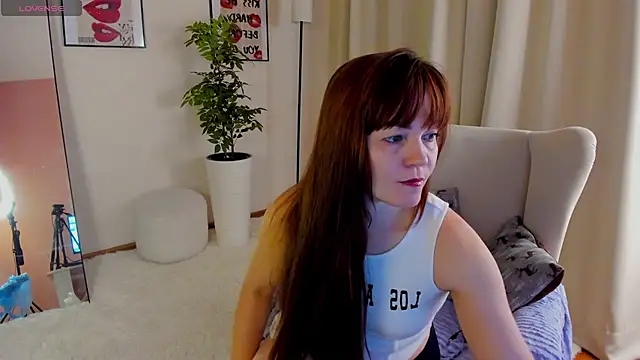 Snapshot of VanessaSmuth chatting on December 2025 03:07:01 AM VanessaSmuth online show from December 2025 03:07:01 AM