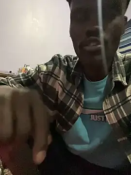 Snapshot of BringBackLostLover chatting on October 2025 09:37:01 PM BringBackLostLover online show from October 2025 09:37:01 PM