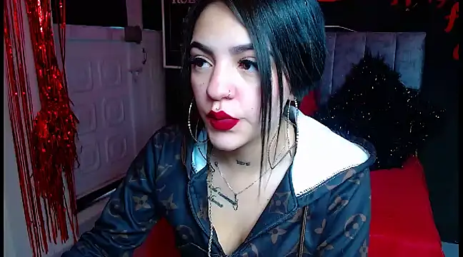 Snapshot of Violettasquirt chatting on March 2025 01:41:01 PM Violettasquirt online show from March 2025 01:41:01 PM