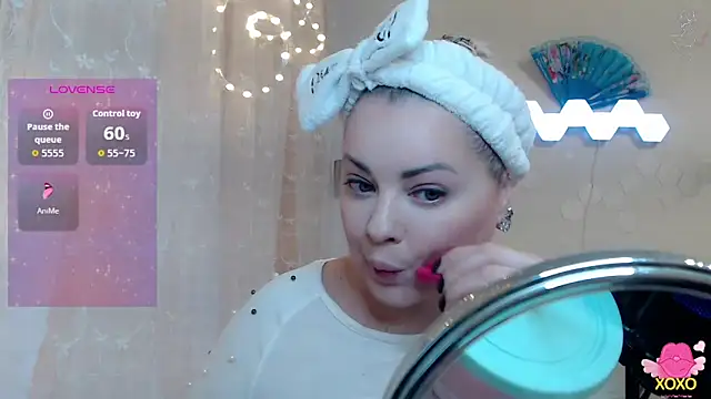 Snapshot of JewellKiss7 chatting on November 2025 12:20:01 PM JewellKiss7 online show from November 2025 12:20:01 PM