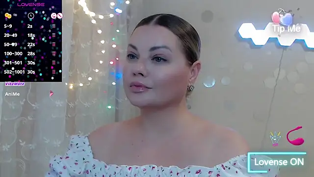Snapshot of JewellKiss7 chatting on June 2026 05:38:02 AM JewellKiss7 online show from June 2026 05:38:02 AM