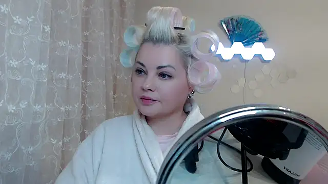 Snapshot of JewellKiss7 chatting on November 2025 12:38:01 AM JewellKiss7 online show from November 2025 12:38:01 AM