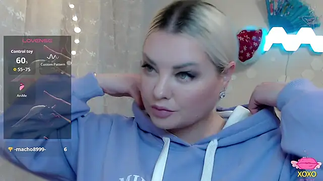 JewellKiss7 online show from February 2026 01:54:01 PM